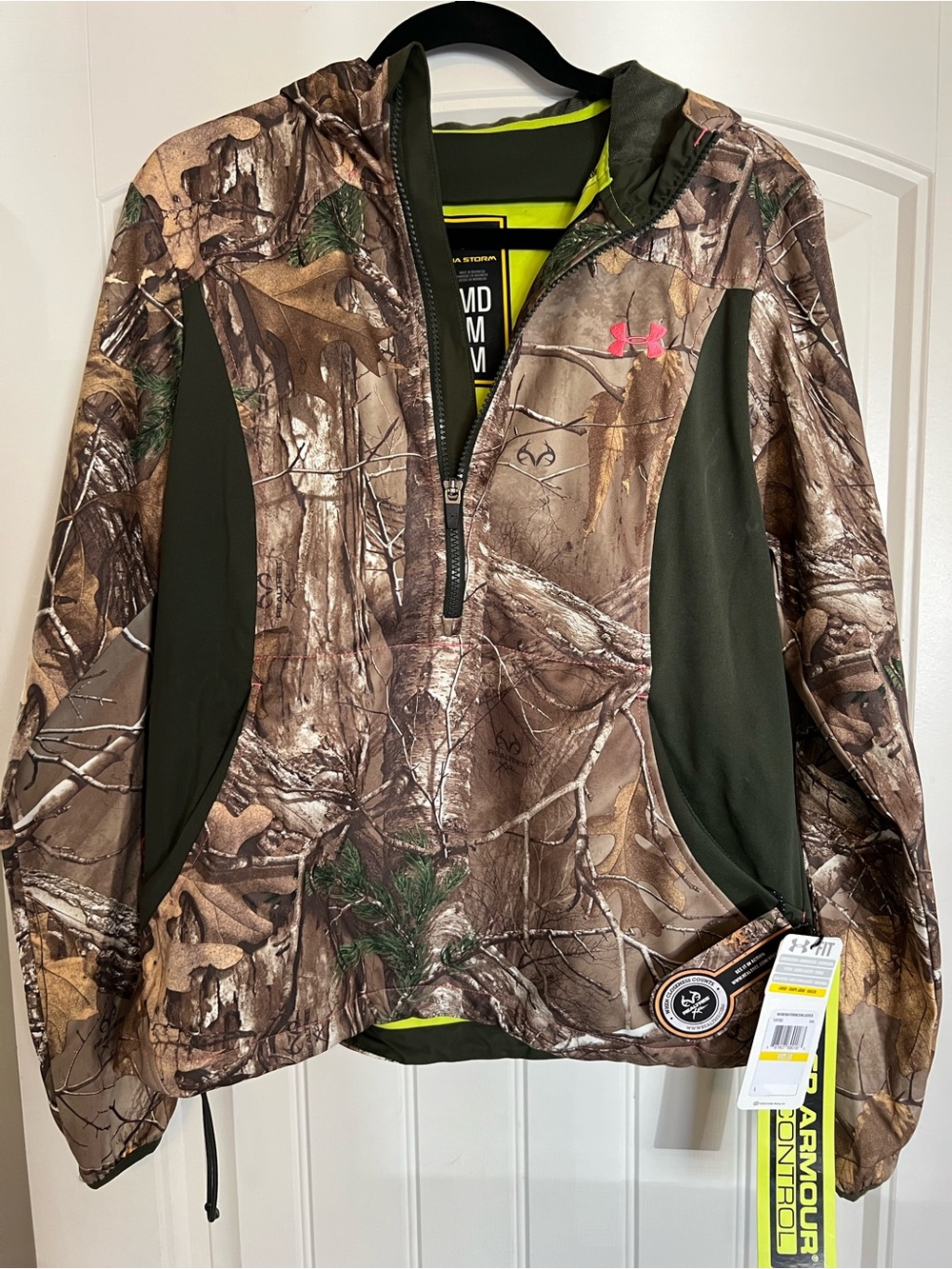 Under Armour Camo Hooded Jacket - Brown/Green with Pink Accents - NWT